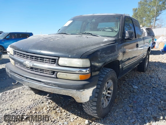 2000 Chevrolet Silverado 1500 LT with VIN 1GCEK19T1YE109925, listed as a IAAI auction lot 41689691 with 278,216 mi miles and . Bid and sale history available at DreamBid. Image 2.