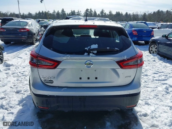 2020 Nissan Rogue Sport S with VIN JN1BJ1CW5LW645047, listed as a IAAI auction lot 41483489 with 17,273 mi miles. Bid and sale history available at carsss.com. Image 16.