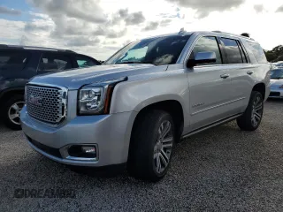 2017 GMC Yukon Denali with VIN 1GKS1CKJ4HR164537, listed as a Copart auction lot 74019184 with 0 mi miles and Salvage Title. Bid and sale history available at carsss.com. Image 1.