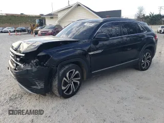2021 Volkswagen Atlas SEL Premium z VIN 1V2TC2CA9MC204643, wystawiony jako Copart lot #79070694 z przebiegiem 69 456 mil mil oraz Szkoda całkowita • Salvage title. Historia ofert i sprzedaży dostępna na DreamBid. Obrazek 1.