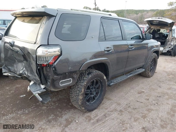 2016 Toyota 4Runner Limited with VIN JTEBU5JR1G5395595, listed as a IAAI auction lot 41465337 with 107,540 mi miles. Bid and sale history available at carsss.com. Image 4.