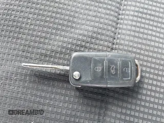 2008 Volkswagen Jetta S с VIN 3VWJZ71K68M164247, выставлен на аукционе IAAI как лот 42033103 с пробегом 168 325 миль миль и . История ставок и продаж доступна на DreamBid. Изображение 11.