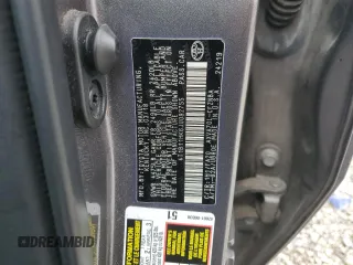 2018 Toyota Camry LE z VIN 4T1B11HK6JU092755, wystawiony jako Copart lot #59233625 z przebiegiem 110 467 mil mil oraz Szkoda całkowita • Salvage title. Historia ofert i sprzedaży dostępna na DreamBid. Obrazek 12.