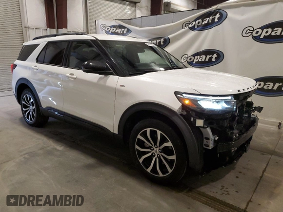 2025 Ford Explorer ST-Line z VIN 1FMUK8KH4SGB53287, wystawiony jako Copart lot #59285225 z przebiegiem 9 118 mil mil oraz Czysty tytuł • Clean title. Historia ofert i sprzedaży dostępna na DreamBid. Obrazek 4.
