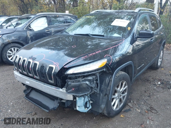 2016 Jeep Cherokee Latitude with VIN 1C4PJMCB0GW360103, listed as a IAAI auction lot 40788185 with 132,894 mi miles. Bid and sale history available at carsss.com. Image 18.