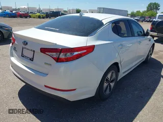 2013 Kia Optima EX z VIN KNAGM4AD6D5056638, wystawiony jako IAAI lot #42311049 z przebiegiem 170 817 mil mil oraz . Historia ofert i sprzedaży dostępna na DreamBid. Obrazek 4.