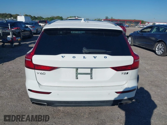 2021 Volvo V60 z VIN YV4102WK4M1076911, wystawiony jako IAAI lot #41672550 z przebiegiem 58 343 mil mil oraz . Historia ofert i sprzedaży dostępna na DreamBid. Obrazek 16.