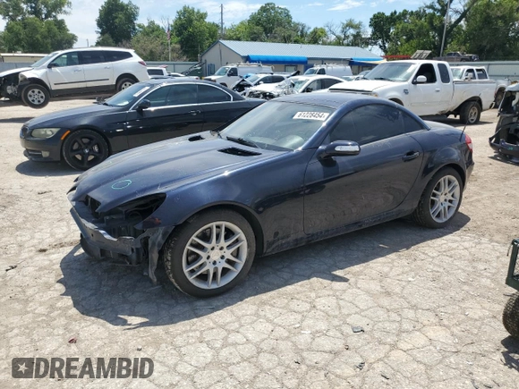 2008 Mercedes-Benz SLK 350 with VIN WDBWK56F88F183023, listed as a Copart auction lot 61228454 with 97,417 mi miles and Salvage title. Bid and sale history available at DreamBid. Image 1.