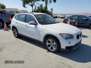 2014 BMW X1 sDrive28i z VIN WBAVM1C51EVW49045, wystawiony jako Copart lot #59548915 z przebiegiem 140 853 mil mil oraz Czysty tytuł • Clean title. Historia ofert i sprzedaży dostępna na DreamBid. Obrazek 4.