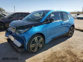 2017 BMW i3 with VIN WBY1Z8C51HV889534, listed as a Copart auction lot 41925985 with 35,229 mi miles and Salvage Title. Bid and sale history available at carsss.com. Image 1.