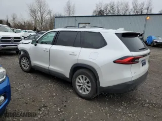 2024 Toyota Grand Highlander XLE with VIN 5TDAAAB52RS054216, listed as a Copart auction lot 46365855 with 0 mi miles and Salvage Title. Bid and sale history available at carsss.com. Image 2.