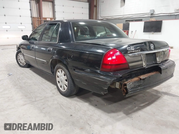 2008 Mercury Grand Marquis LS z VIN 2MEFM75V18X617284, wystawiony jako IAAI lot #41948364 z przebiegiem 106 294 mil mil oraz . Historia ofert i sprzedaży dostępna na DreamBid. Obrazek 16.