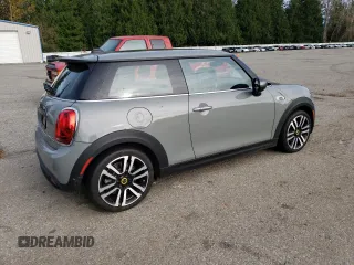 2021 MINI Hardtop Cooper SE with VIN WMWXP3C01M2N89221, listed as a Copart auction lot 79706014 with Not Provided miles and Salvage Title. Bid and sale history available at DreamBid. Image 3.