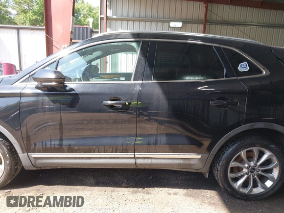 2018 Lincoln MKC Select with VIN 5LMCJ2D93JUL03548, listed as a IAAI auction lot 42307549 with 138,423 mi miles and . Bid and sale history available at DreamBid. Image 14.