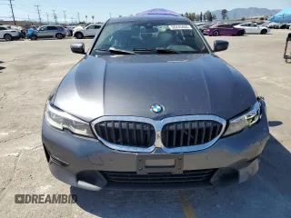 2022 BMW 3 Series 330i with VIN 3MW5R1J00N8C60621, listed as a Copart auction lot 56243465 with 71,940 mi miles and Salvage title. Bid and sale history available at DreamBid. Image 5.