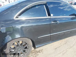 2004 Mercedes-Benz CLK-Class 5.0L with VIN WDBTJ75J14F095156, listed as a IAAI auction lot 41815605 with 176,902 mi miles. Bid and sale history available at carsss.com. Image 13.