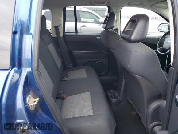 2009 Jeep Compass North with VIN 1J4FT47B19D234521, listed as a Copart auction lot 86703924 with 201,476 mi miles and Clean Title. Bid and sale history available at carsss.com. Image 11.