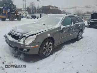 2009 Mercedes-Benz E 350 with VIN WDBUH87X99B438401, listed as a Copart auction lot 43974375 with 236,551 mi miles and Salvage Title. Bid and sale history available at DreamBid. Image 1.