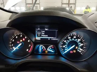 2016 Ford Escape SE с VIN 1FMCU9G94GUC44808, выставлен на аукционе IAAI как лот 42317988 с пробегом 112 536 миль миль и . История ставок и продаж доступна на DreamBid. Изображение 7.