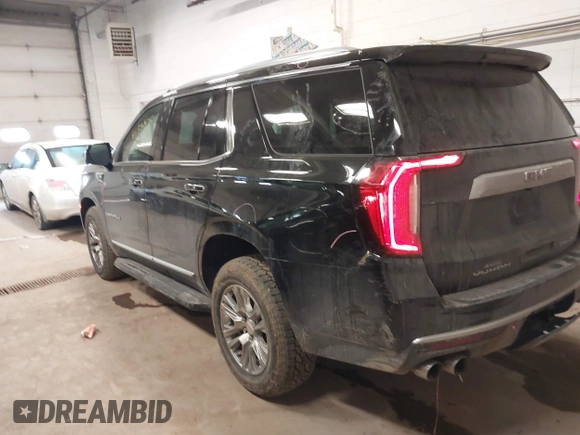 2021 GMC Yukon Denali with VIN 1GKS2DKL2MR432564, listed as a IAAI auction lot 41392475 with 44,045 mi miles. Bid and sale history available at carsss.com. Image 3.