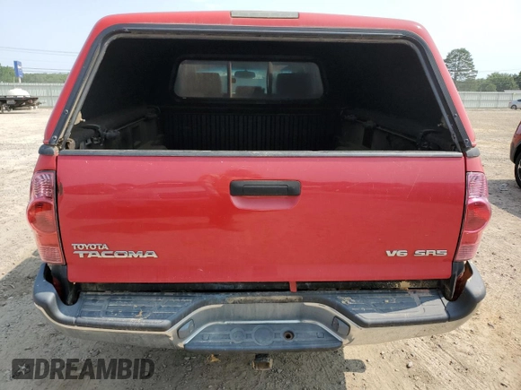 2005 Toyota Tacoma z VIN 3TMMU52N75M001405, wystawiony jako Copart lot #59146025 z przebiegiem 216 137 mil mil oraz Szkoda całkowita • Salvage title. Historia ofert i sprzedaży dostępna na DreamBid. Obrazek 6.