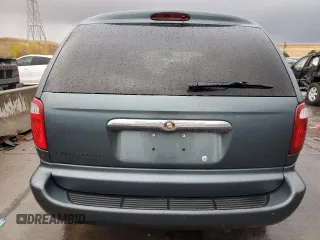 2006 Chrysler Town & Country SWB with VIN 1A4GP45R56B583164, listed as a Copart auction lot 78642794 with 191,250 mi miles and Salvage Title. Bid and sale history available at carsss.com. Image 6.