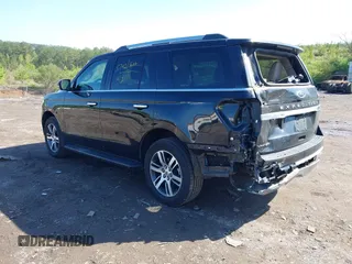 2024 Ford Expedition Limited with VIN 1FMJU2A80REA11245, listed as a IAAI auction lot 41988845 with 47,250 mi miles. Bid and sale history available at carsss.com. Image 3.
