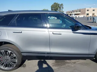 2024 Land Rover Range Rover Velar Dynamic SE with VIN SALYL2EX9RA372092, listed as a IAAI auction lot 40430092 with 6,383 mi miles and . Bid and sale history available at DreamBid. Image 13.