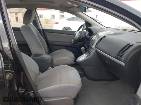 2012 Nissan Sentra SL z VIN 3N1AB6AP2CL756839, wystawiony jako IAAI lot #41462120 z przebiegiem 174 905 mil mil oraz . Historia ofert i sprzedaży dostępna na DreamBid. Obrazek 5.