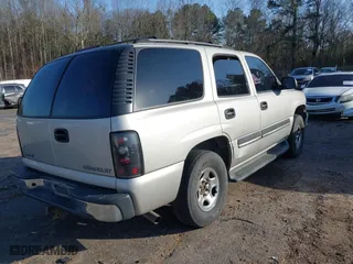 2004 Chevrolet Tahoe LT with VIN 1GNEC13Z94R253470, listed as a IAAI auction lot 41575306 with 274,287 mi miles. Bid and sale history available at carsss.com. Image 4.