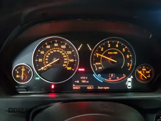 2019 BMW 4 Series 440i z VIN WBA4W7C58KAG53074, wystawiony jako Copart lot #54901475 z przebiegiem 56 521 mil mil oraz Szkoda całkowita • Salvage title. Historia ofert i sprzedaży dostępna na DreamBid. Obrazek 9.
