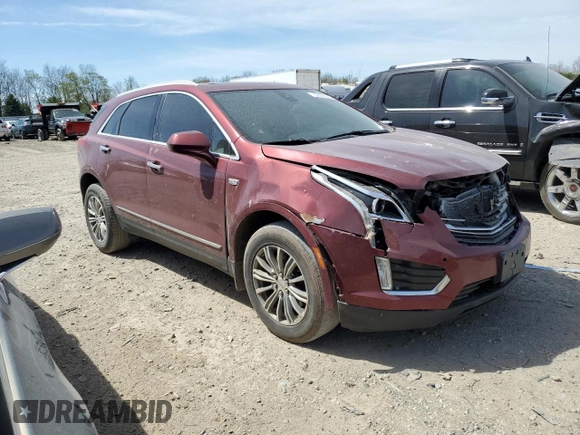 2017 Cadillac XT5 Luxury FWD z VIN 1GYKNBRS7HZ236673, wystawiony jako Copart lot #53944065 z przebiegiem 143 645 mil mil oraz Tytuł czysty. Historia ofert i sprzedaży dostępna na DreamBid. Obrazek 4.