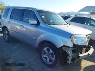2012 Honda Pilot EX-L with VIN 5FNYF3H58CB038956, listed as a IAAI auction lot 41834286 with 176,093 mi miles. Bid and sale history available at carsss.com. Image 1.