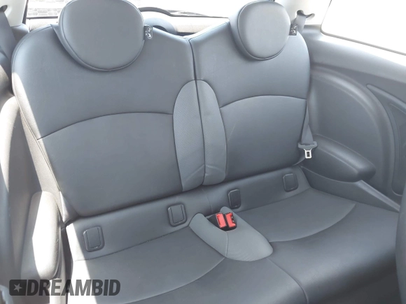 2009 MINI Hardtop S with VIN WMWMF73529TX40576, listed as a IAAI auction lot 42462085 with 77,936 mi miles and . Bid and sale history available at DreamBid. Image 8.