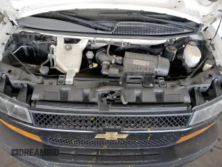 2018 Chevrolet Express Cargo Van with VIN 1GCWGAFG5J1315758, listed as a Copart auction lot 86204684 with 192,498 mi miles and Salvage Title. Bid and sale history available at carsss.com. Image 11.