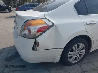 2012 Nissan Altima S z VIN 1N4AL2AP0CN549116, wystawiony jako IAAI lot #42487248 z przebiegiem 153 963 mil mil oraz . Historia ofert i sprzedaży dostępna na DreamBid. Obrazek 6.