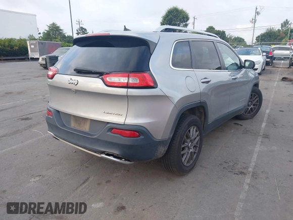 2017 Jeep Cherokee Limited with VIN 1C4PJLDB6HW526697, listed as a IAAI auction lot 42760984 with 191,897 mi miles and . Bid and sale history available at DreamBid. Image 4.