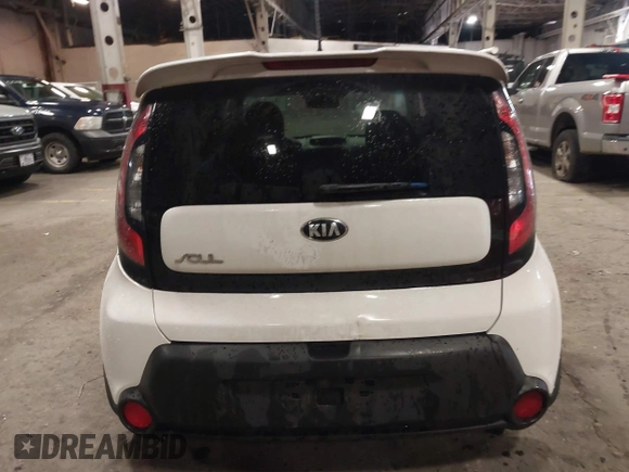 2014 Kia Soul with VIN KNDJN2A24E7089670, listed as a IAAI auction lot 38680967 with 63,504 mi miles. Bid and sale history available at carsss.com. Image 15.