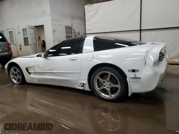 2004 Chevrolet Corvette with VIN 1G1YY22G345115923, listed as a Copart auction lot 70587074 with 102,013 mi miles and Clean Title. Bid and sale history available at carsss.com. Image 2.