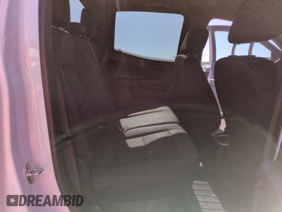 2023 Chevrolet Colorado 2WD Work Truck z VIN 1GCGSBEC7P1174630, wystawiony jako Copart lot #61053045 z przebiegiem 14 843 mil mil oraz Czysty tytuł • Clean title. Historia ofert i sprzedaży dostępna na DreamBid. Obrazek 10.