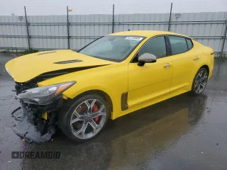 2018 Kia Stinger GT with VIN KNAE35LC0J6020356, listed as a Copart auction lot 44130985 with 99,938 mi miles and Salvage Title. Bid and sale history available at carsss.com. Image 1.