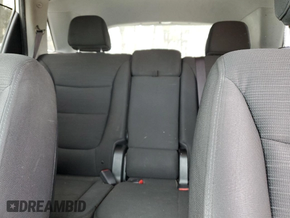 2014 Kia Sorento LX with VIN 5XYKT3A63EG465586, listed as a Copart auction lot 52568495 with 131,634 mi miles and Salvage Title. Bid and sale history available at carsss.com. Image 10.
