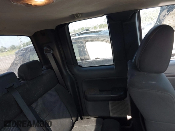 2004 Ford F-150 XLT with VIN 1FTPX14594NA05969, listed as a IAAI auction lot 42717160 with 239,537 mi miles and . Bid and sale history available at DreamBid. Image 8.