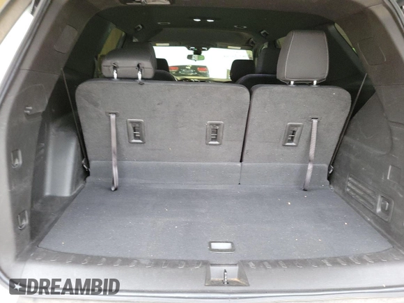 2022 Chevrolet Traverse LT Cloth with VIN 1GNERGKW6NJ155327, listed as a IAAI auction lot 42143156 with 71,079 mi miles. Bid and sale history available at carsss.com. Image 1.