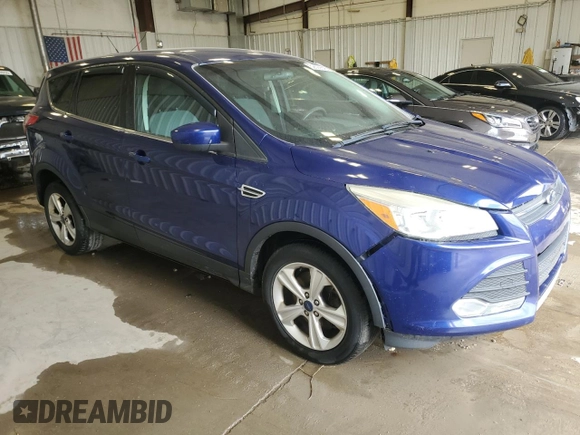 2013 Ford Escape SE with VIN 1FMCU0G91DUB56886, listed as a Copart auction lot 52699645 with 205,370 mi miles and Non Repairable. Bid and sale history available at carsss.com. Image 4.