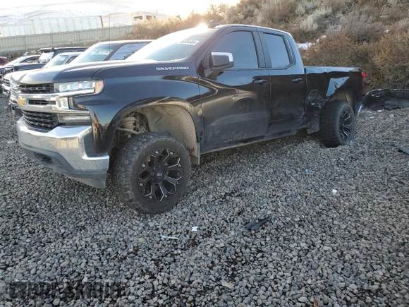 2020 Chevrolet Silverado 1500 LT with VIN 1GCRYDED1LZ201215, listed as a Copart auction lot 85584404 with 55,326 mi miles and Salvage Title. Bid and sale history available at carsss.com. Image 1.