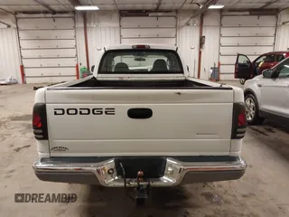 2002 Dodge Dakota SLT with VIN 1B7GL42X32S632375, listed as a IAAI auction lot 39909886 with 181,521 mi miles. Bid and sale history available at carsss.com. Image 17.
