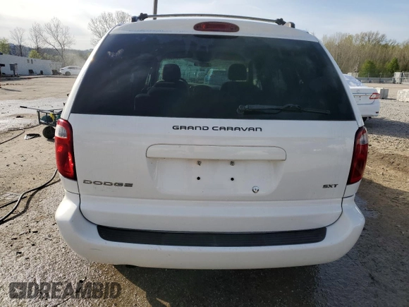 2005 Dodge Caravan SXT with VIN 2D4GP44L85R496834, listed as a Copart auction lot 51938765 with 125,168 mi miles and Non Repairable. Bid and sale history available at carsss.com. Image 6.