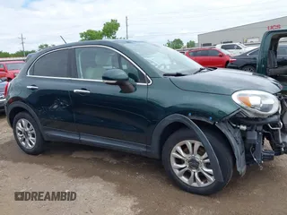 2016 FIAT 500X Lounge z VIN ZFBCFYDT3GP393494, wystawiony jako IAAI lot #42208957 z przebiegiem 93 462 mil mil oraz . Historia ofert i sprzedaży dostępna na DreamBid. Obrazek 14.