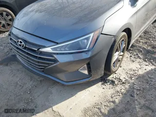 2019 Hyundai Elantra SEL with VIN KMHD84LF2KU823697, listed as a IAAI auction lot 41703684 with 94,852 mi miles. Bid and sale history available at carsss.com. Image 6.